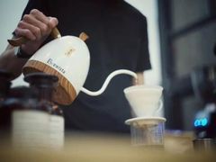 -无牌咖啡&酒馆