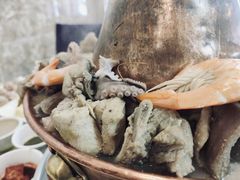 -鑫渔港海鲜本地菜·山海关浑锅(东戴河店)