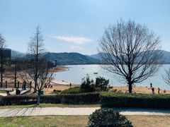 -四明湖