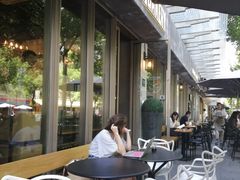 露天位-81BAKERY(大学路店)