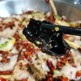 没有刺的鱼吃起来真方便！