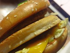 -麦当劳(杭州西湖银泰百货店)