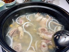 -东椰·海南椰子鸡火锅(朝阳门店)