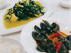 -上海怡沁园度假酒店