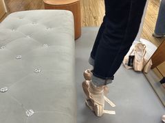 -上海路易十四芭蕾良品舞蹈用品店(美丽华商务中心店)