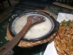 窝蛋牛肉清远鸡-蟹蟹潮汕砂锅粥(食八方美食城店)