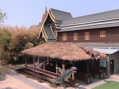 -呀路古热带植物园