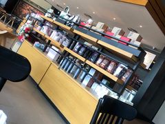 -星巴克臻选(郑州中原万达店)