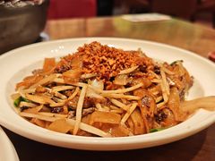 -蝴蝶里·粤菜·点心(龙湖杭州金沙天街店)