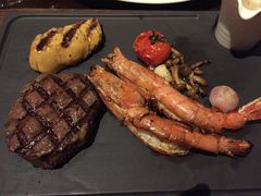 -恰餐厅及酒吧 CHAR Bar & Grill (北京丽都皇冠假日店)