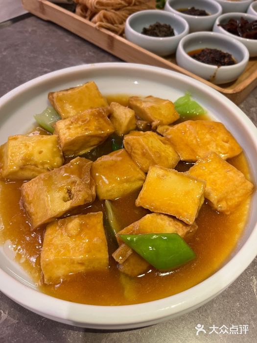 闫府私房菜·百年鲁菜(恒隆店)图片