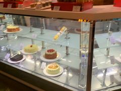 面包甜点陈列柜-The COOK·厨餐厅·自助餐(浦东嘉里大酒店)