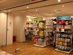 -优衣库(上海虹口龙之梦店)