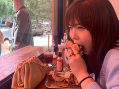 -Catch Bagel(芳草地店)