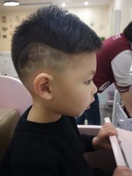 -马克叔叔儿童理发形象设计