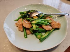 -泓历皇朝酒店(东亭店)