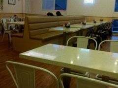 卡座-牛吃草牛肉面(甬港南路店)