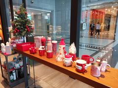 零售区-星巴克(西安旺座现代城店)