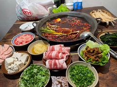 -四小区火锅·巷子里的重庆火锅(花照壁店)