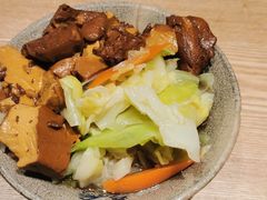 -红猪卤肉饭(大西洋美食城店)