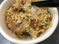 排骨腊肠煲仔饭-红星光发煲仔饭(大石街店)