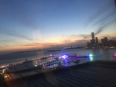 -青岛海尔洲际酒店