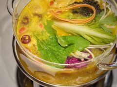 一品菌汤水晶锅-叶叶菩提·晋福宫