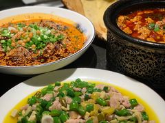 -万重锦·人文川菜馆(骡马市店)