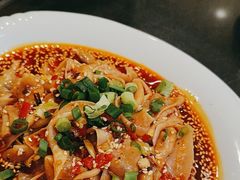 -老来福·非遗酸汤兔(凯旋路店)