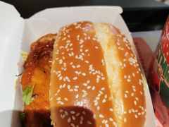 新奥尔良烤鸡腿堡-肯德基(太原龙湖店)