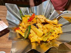 -清真·玛丽亚新疆菜主题餐厅(浙江中路店)