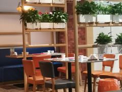 -渝信川菜 · 川味家常菜(财富购物中心店)