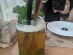 -Mark&Mars Restaurant