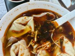 -笑来喜馄饨小笼工坊(通扬路店)