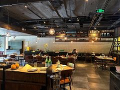 -Carbon莫卡哆·意大利复古集市餐厅(杭州大厦店)