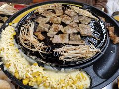 -胡悦里韩式烤肉(芝罘万达广场店)