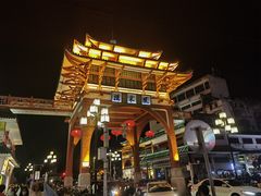 -市中心风采楼步行街