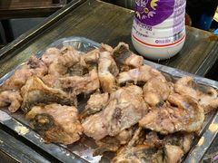 梭边鱼-肖肖酸萝卜鱼火锅(总店)