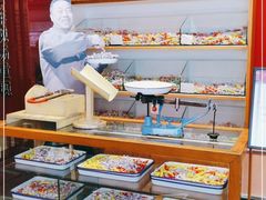 自助取餐区-张秉贵糖果专柜(北京市百货大楼店)