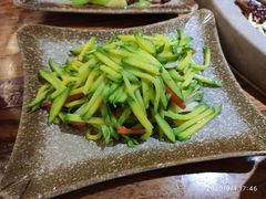 小炒云南瓜丝-滇香肴·云南菜蒸汽石锅鱼(云南北路店)
