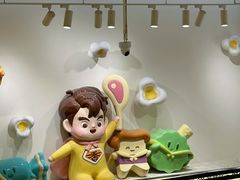 -咻啵翔翔零食基地(万达广场店)