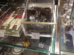 -VENCHI 闻绮(北京国贸商城店)