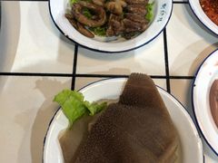 市井卤肥肠-有拈头成都市井火锅(唐城店)