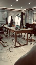 -镁连社·美联社