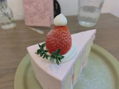 草莓糯米蛋糕-野路甜点铺(松柏路店)