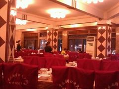 -山城年华老火锅(玉林店)