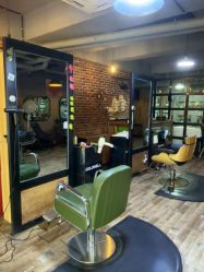 -青木造型HAIR·あおき髪を刈る潮人店