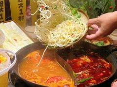 -冯校长老火锅(中联广场店)