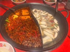 -谭鸭血老火锅·匠心(环球港旗舰店)