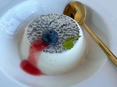 -MONICH牛排融合餐厅(和义大道购物中心店)